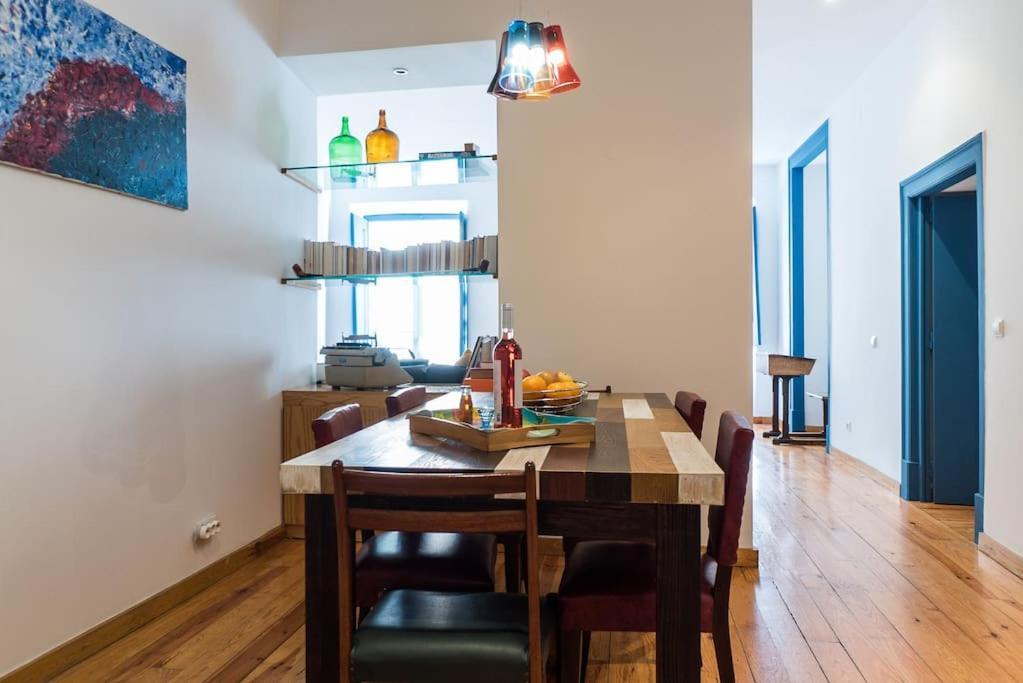 Magnificent Historical City Centre Apart With Terrace Lisboa Eksteriør bilde