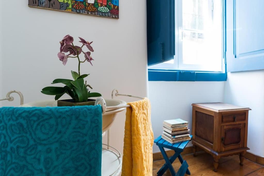 Magnificent Historical City Centre Apart With Terrace Lisboa Eksteriør bilde