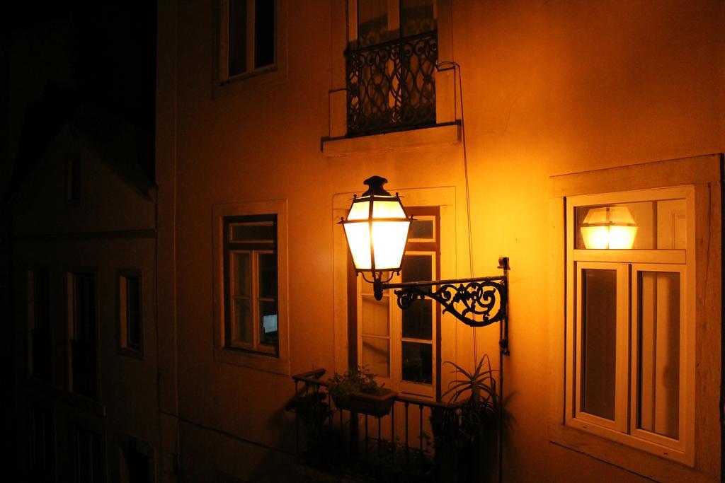 Magnificent Historical City Centre Apart With Terrace Lisboa Eksteriør bilde